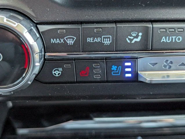 New 2026 Oxford White Ford F-250® Lariat® image 20