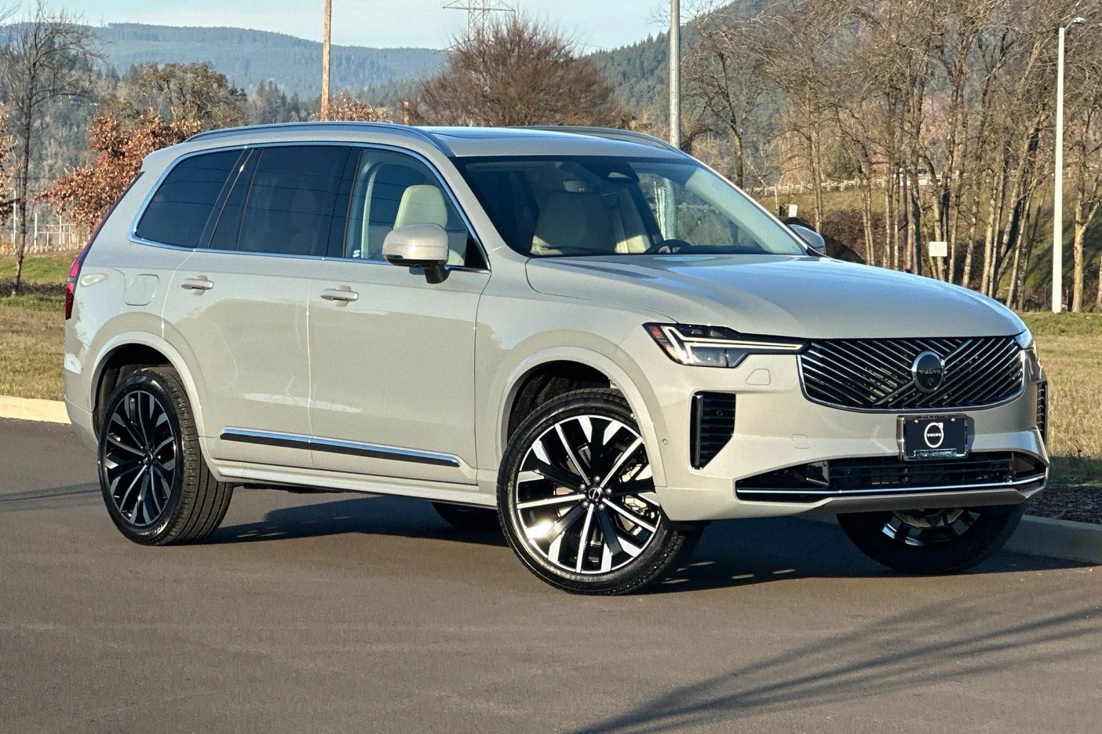 2026 Volvo XC90 B6 Ultra Bright 7-Seater 4WD's photo