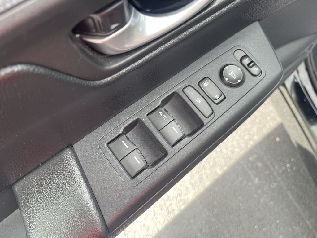 Used 2024 Black Honda LX image 17