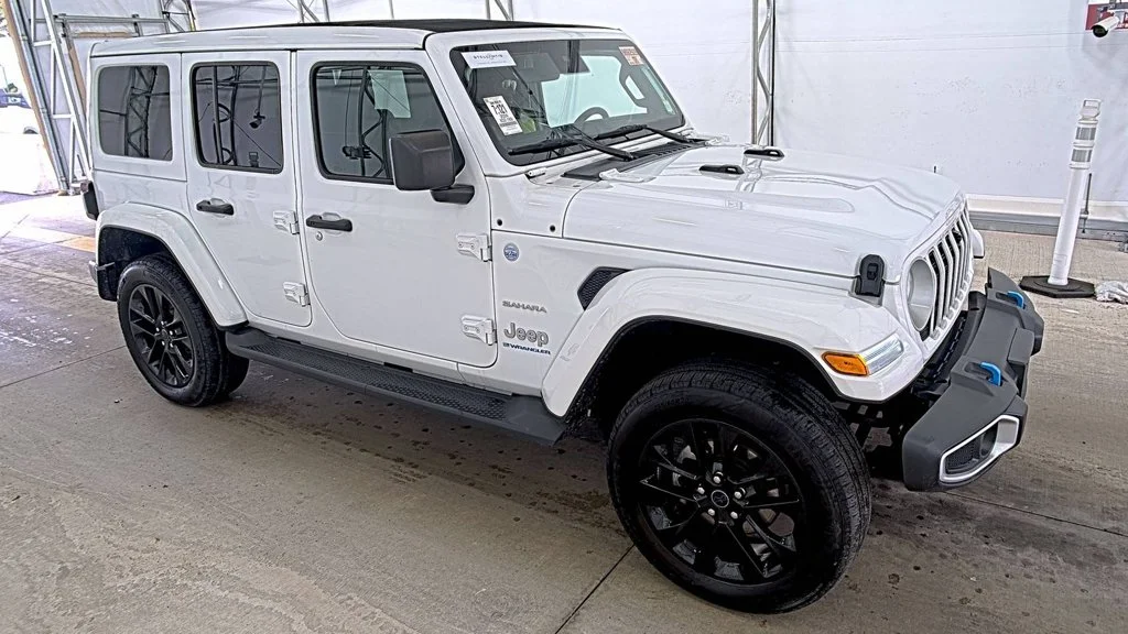 Used 2024 White Jeep Sahara 4xe image 3