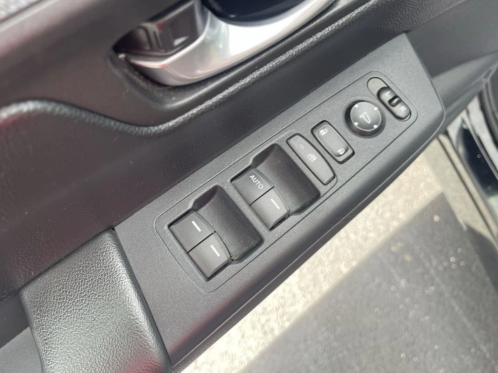 Used 2024 Black Honda LX image 17