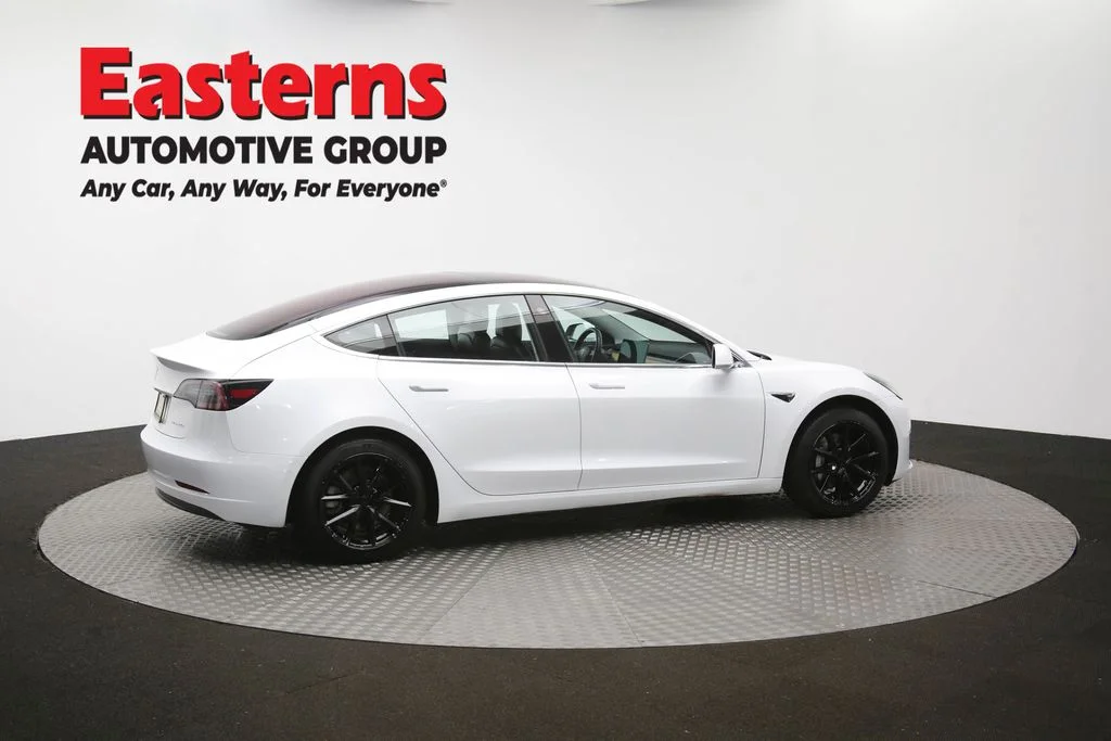 Used 2018 White Tesla Long Range image 37