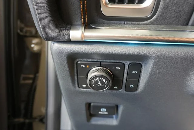 New 2027 Marsh Gray Ford Tremor® image 20