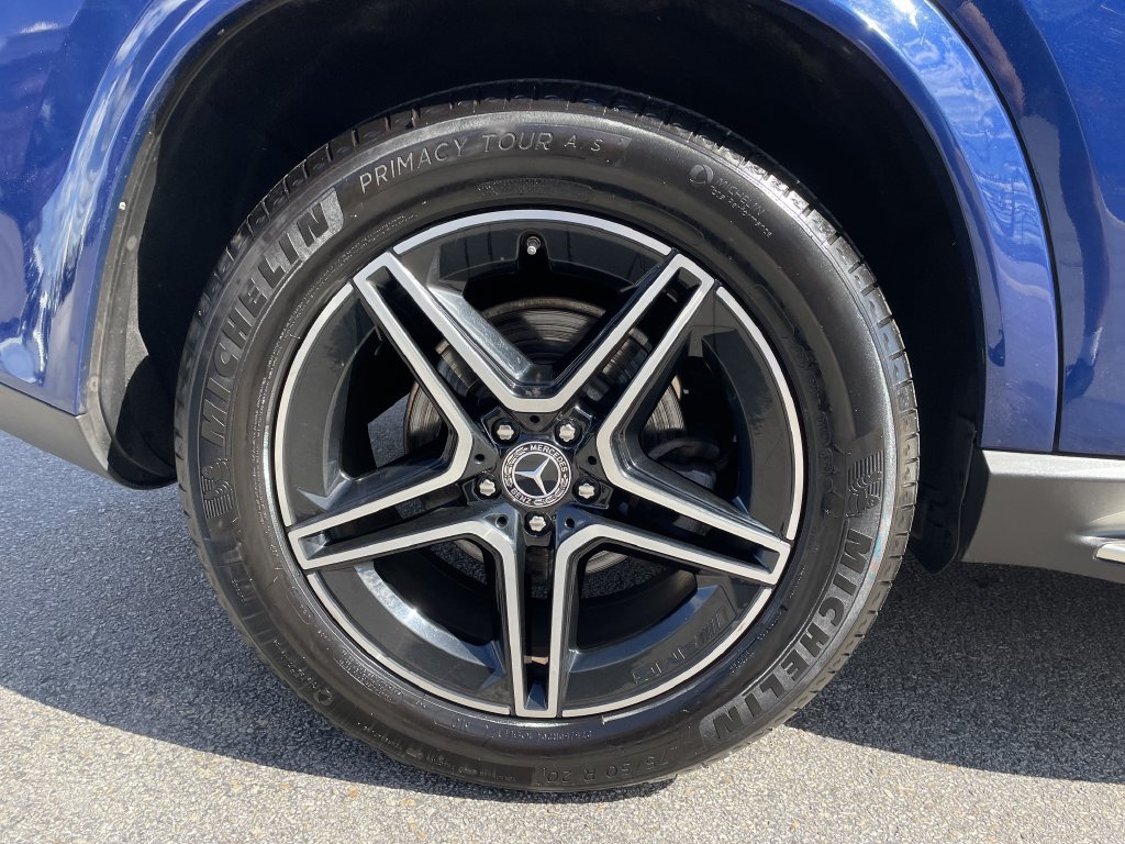 Used 2021 Blue Mercedes-Benz GLE 350 image 12