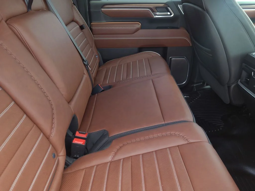 Used 2025 Blue GMC Denali Ultimate image 15