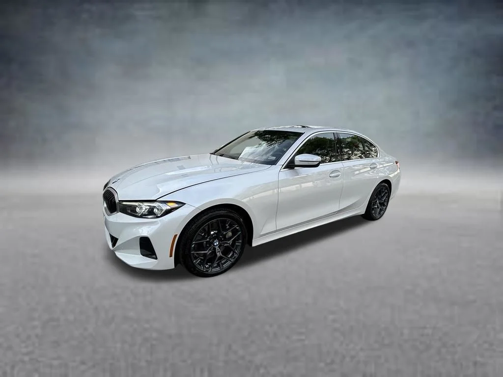 Used 2025 White BMW 330i image 3