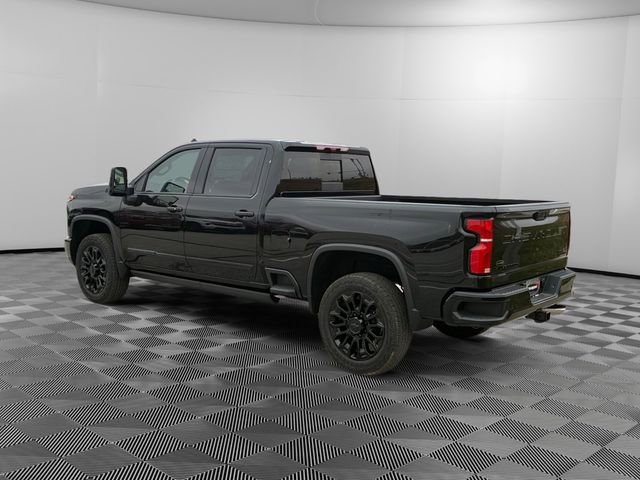 New 2026 Black Chevrolet High Country image 5