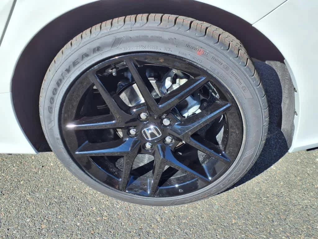 New 2026 Platinum White Pearl Honda Sport image 3