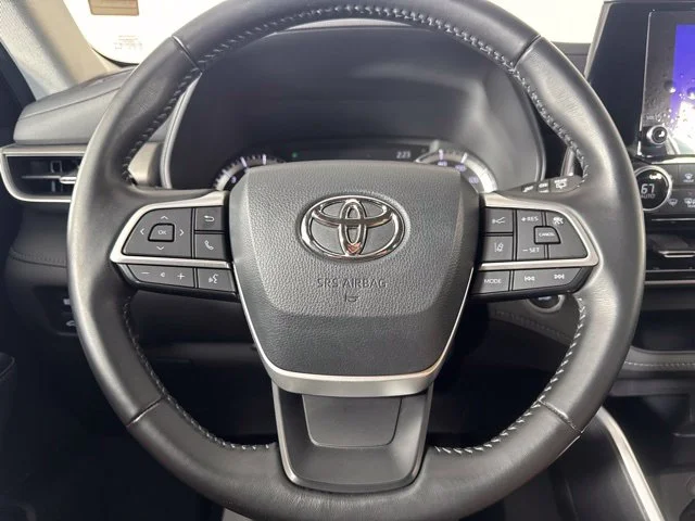 Used 2023 Magnetic Gray Metallic Toyota LE image 18