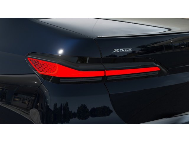 New 2026 Carbon Black Metallic BMW 740i xDrive image 8