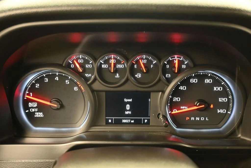 Used 2021 Black Chevrolet Custom image 22