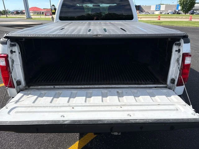 Used 2016 Oxford White Ford XLT image 6
