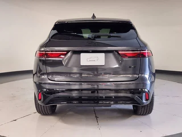 2026 Jaguar F-Pace R-Dynamic S - Photo 10