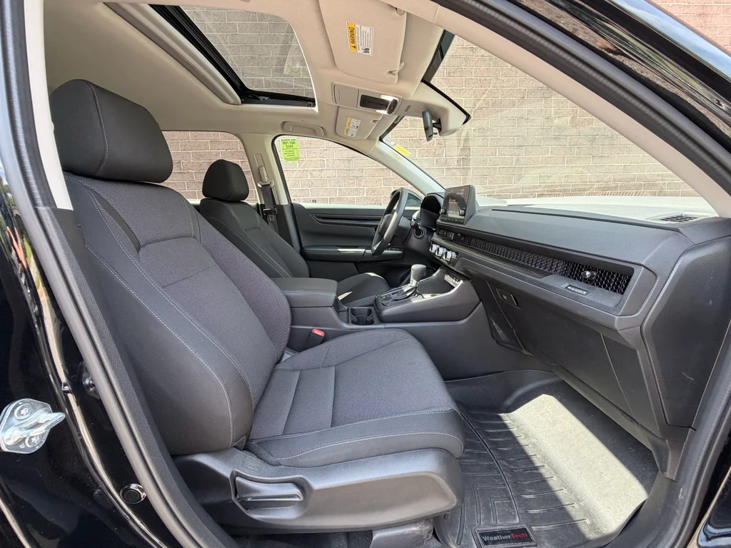 Used 2025 Black Honda EX image 19