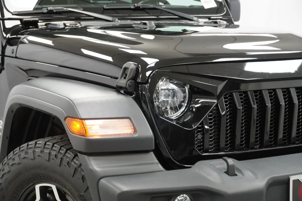 Certified Used 2020 Black Jeep Sport S image 5