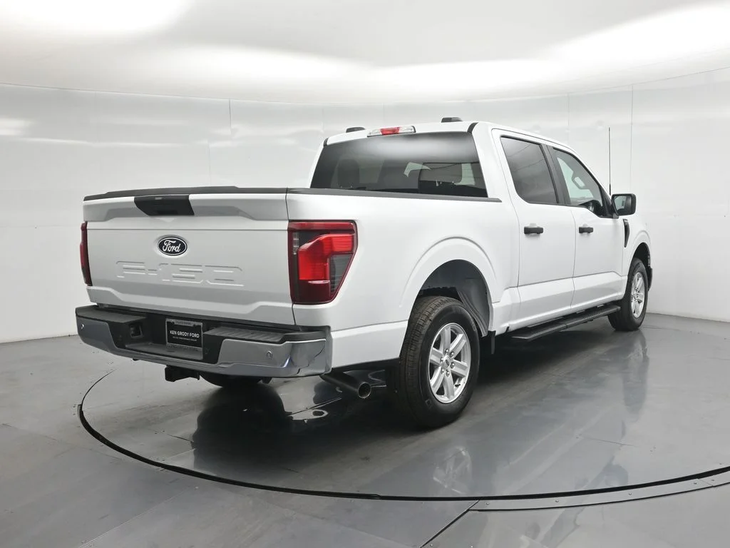New 2026 White Ford XL image 22