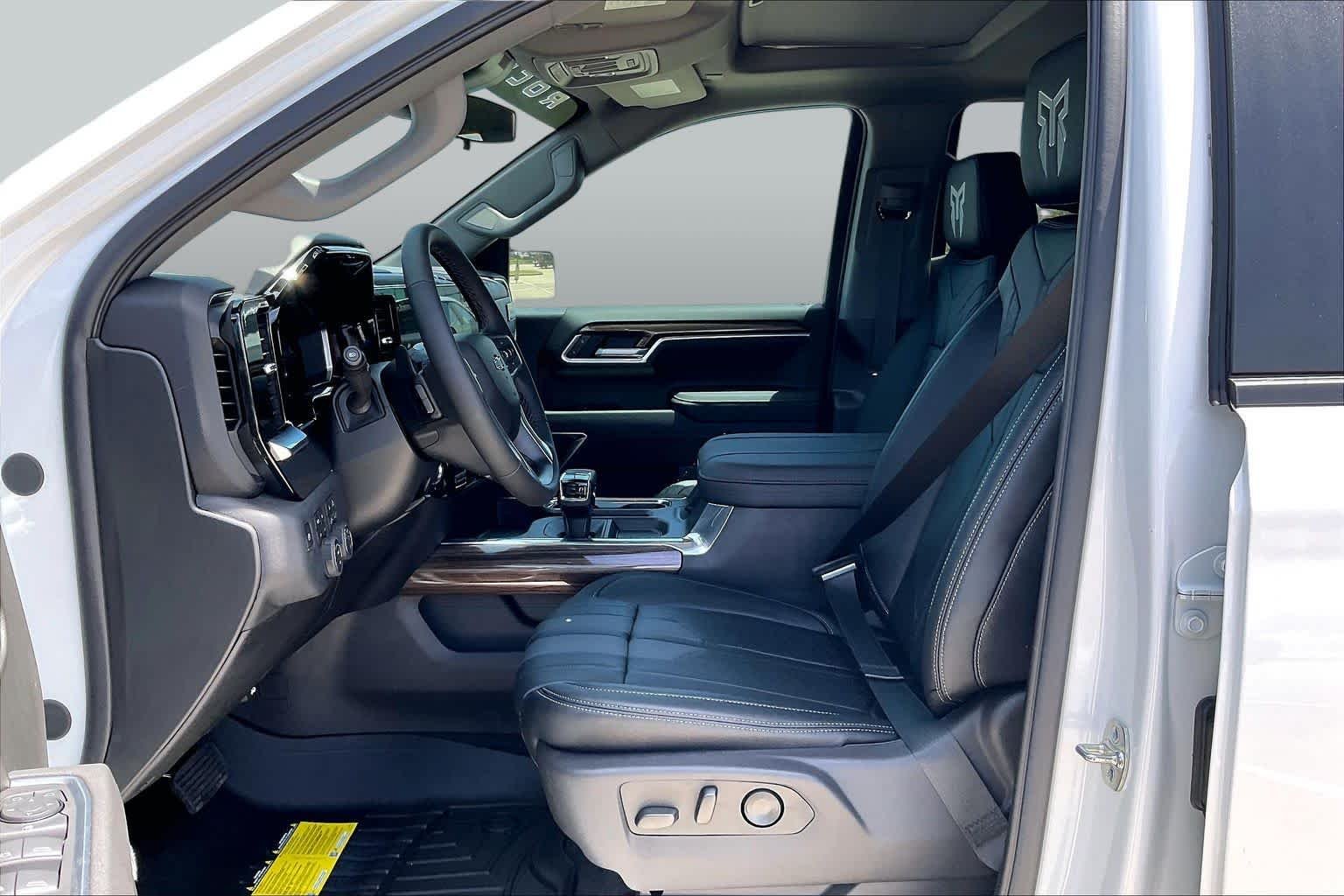 2026 Chevrolet Silverado 1500 RST - Photo 10