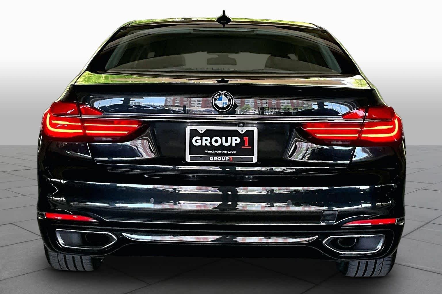 Used 2018 Black Sapphire Metallic BMW 740i image 4