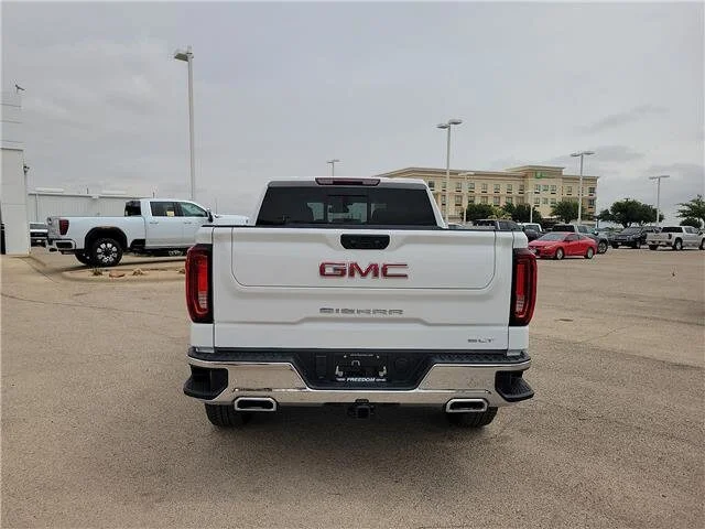New 2026 Summit White GMC SLT image 4