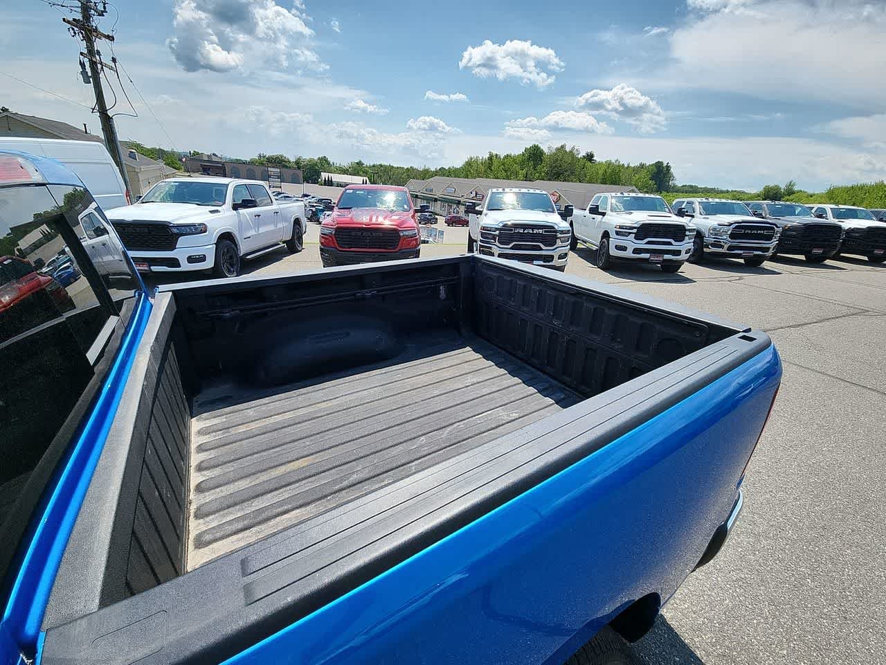 Used 2022 Hydro Blue Pearlcoat Ram Big Horn image 16