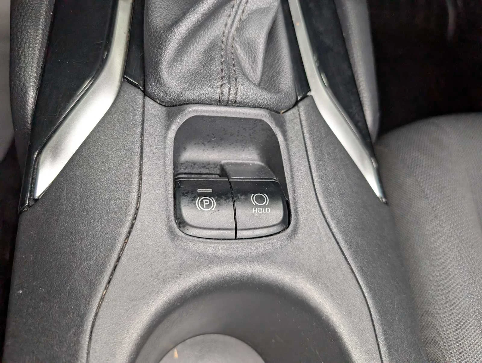 Used 2023 Sonic Silver Toyota LE image 27