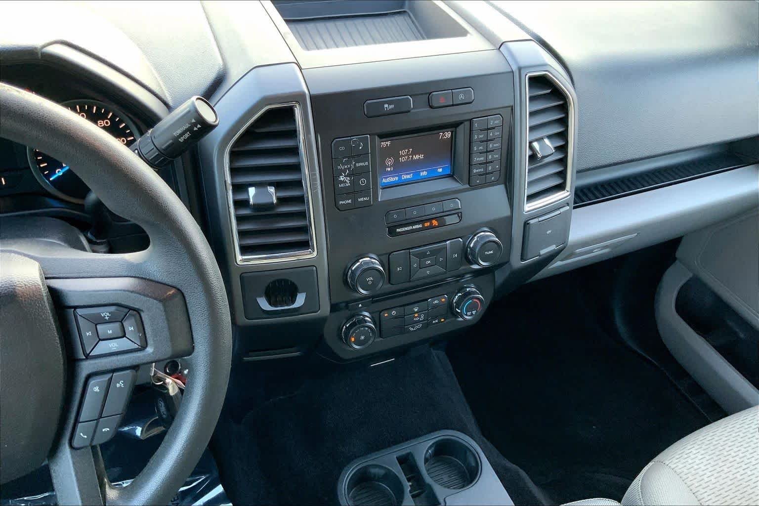 Used 2016 Magnetic Metallic Ford XLT image 7