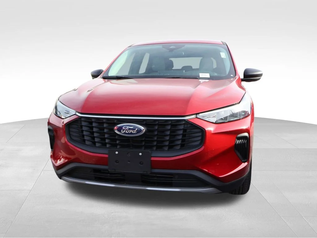 New 2026 Rapid Red Metallic Tinted Clearcoat Ford Active® image 4