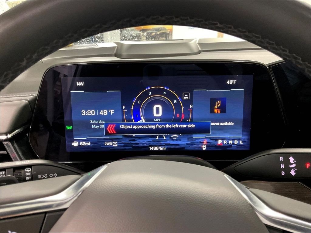 Used 2025 White Chevrolet LT image 26
