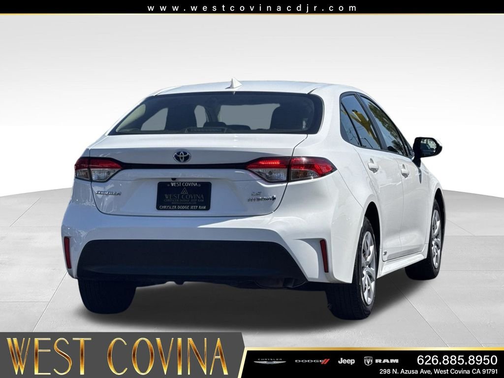 Used 2024 White Toyota LE image 10
