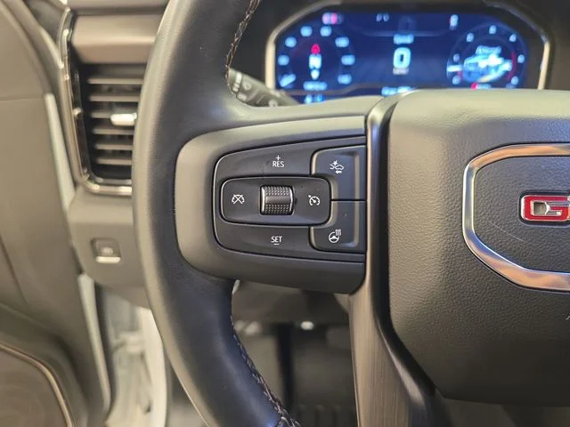 Used 2025 Summit White GMC AT4 image 32