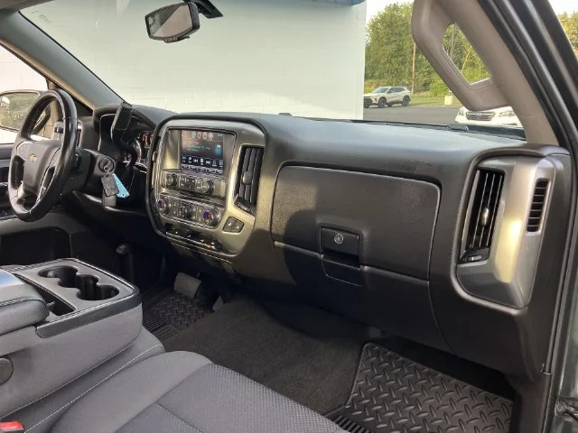 2018 Chevrolet Silverado 1500 LT - Photo 25