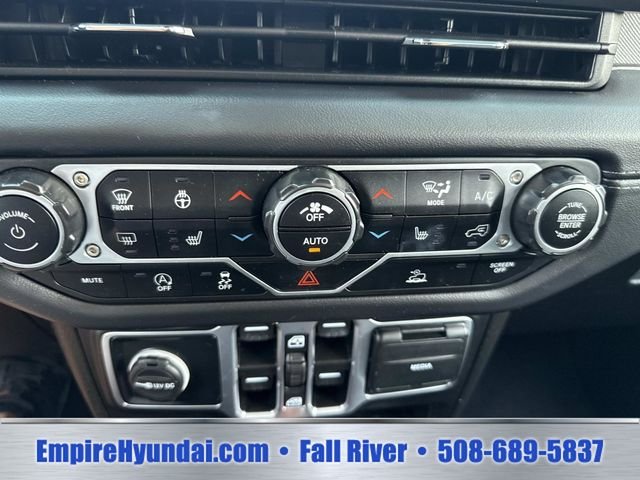 2025 Jeep Wrangler 4-Door Sahara - Photo 23