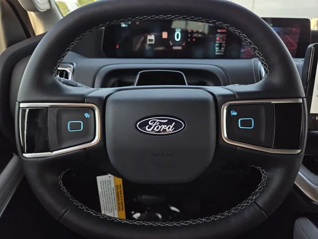 New 2027 Star White Metallic Tri-Coat Ford Platinum image 20