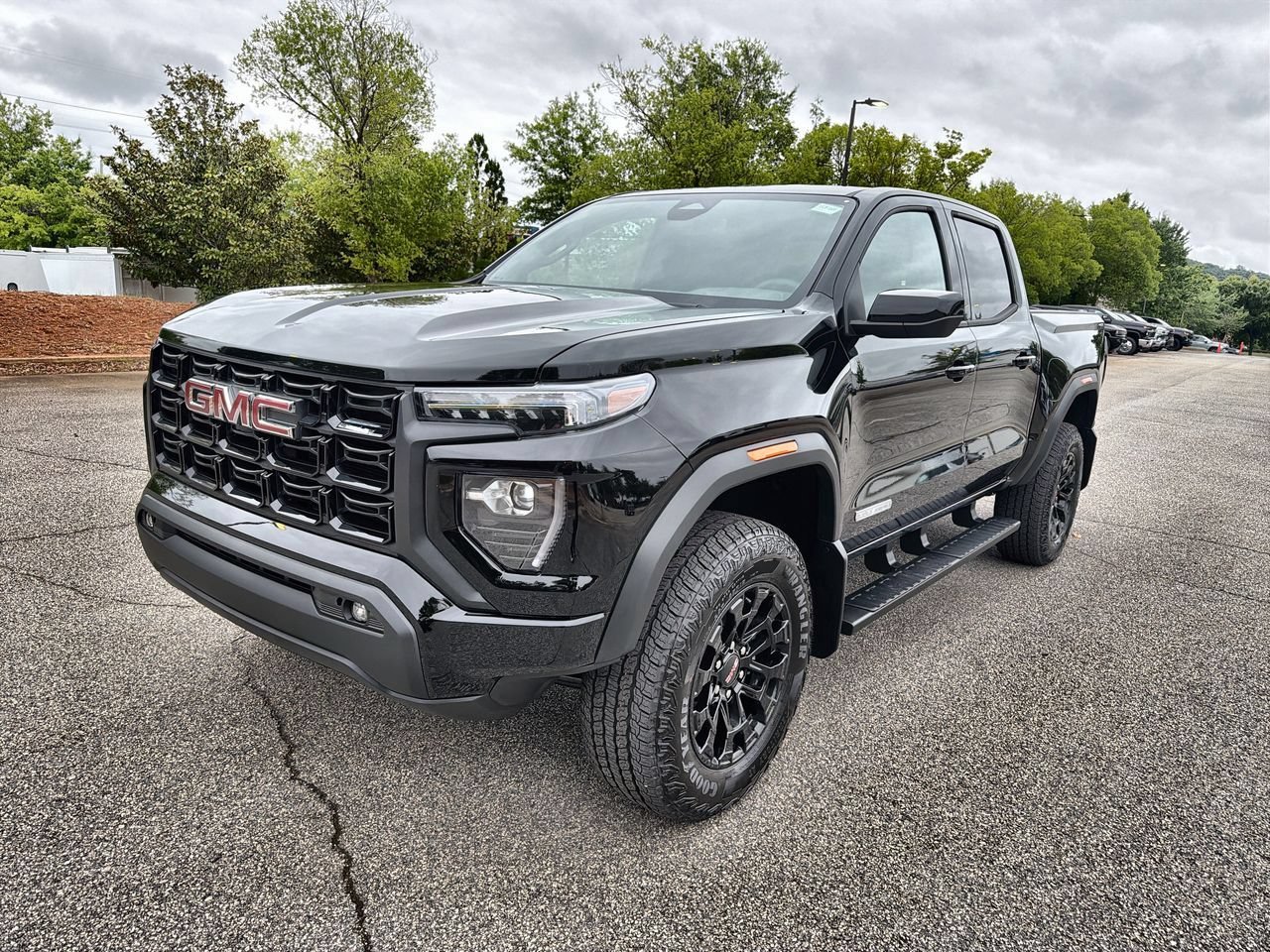 New 2026 Onyx Black GMC Elevation image 4