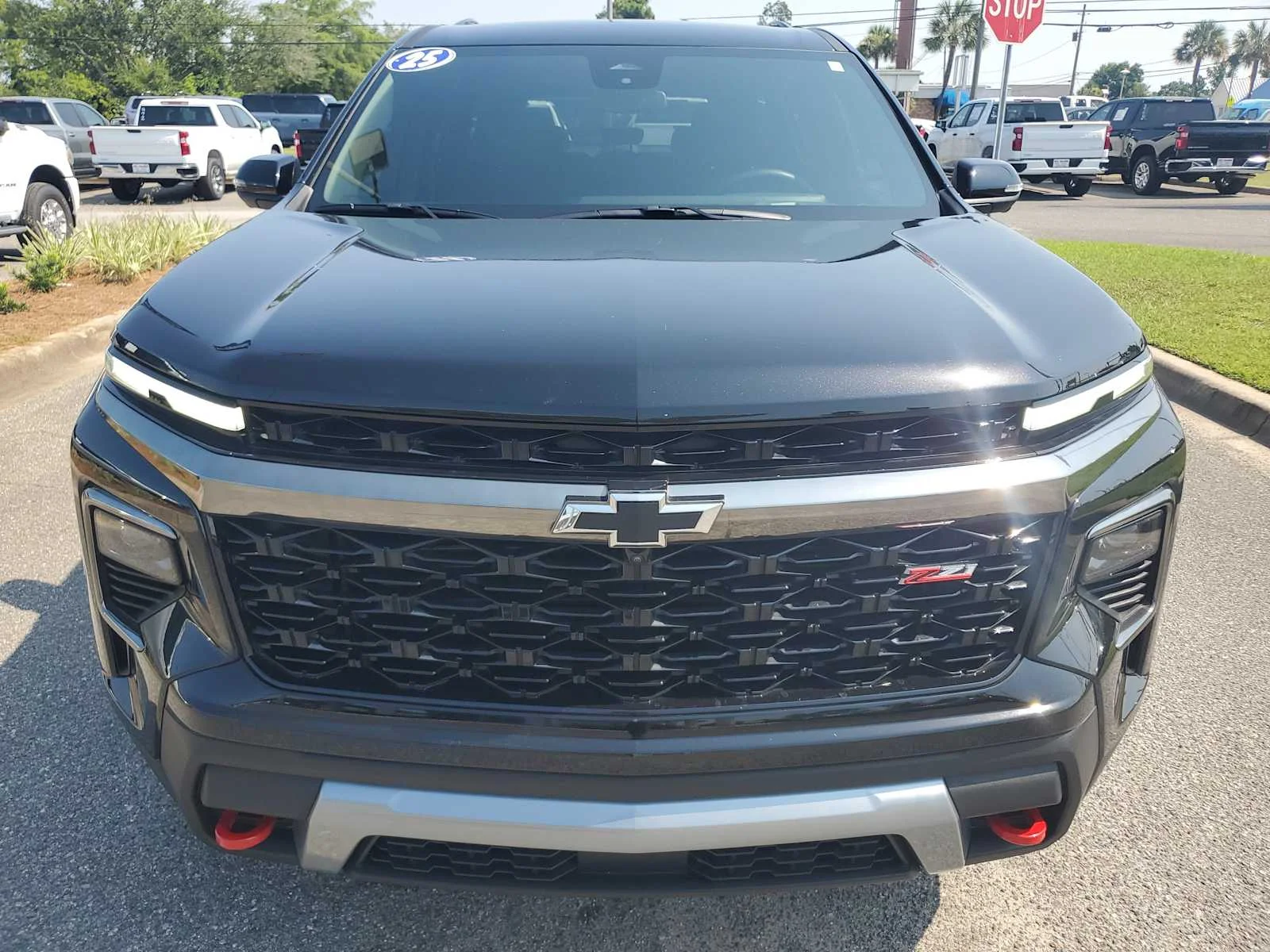 Used 2025 Mosaic Black Metallic Chevrolet Z71 image 9
