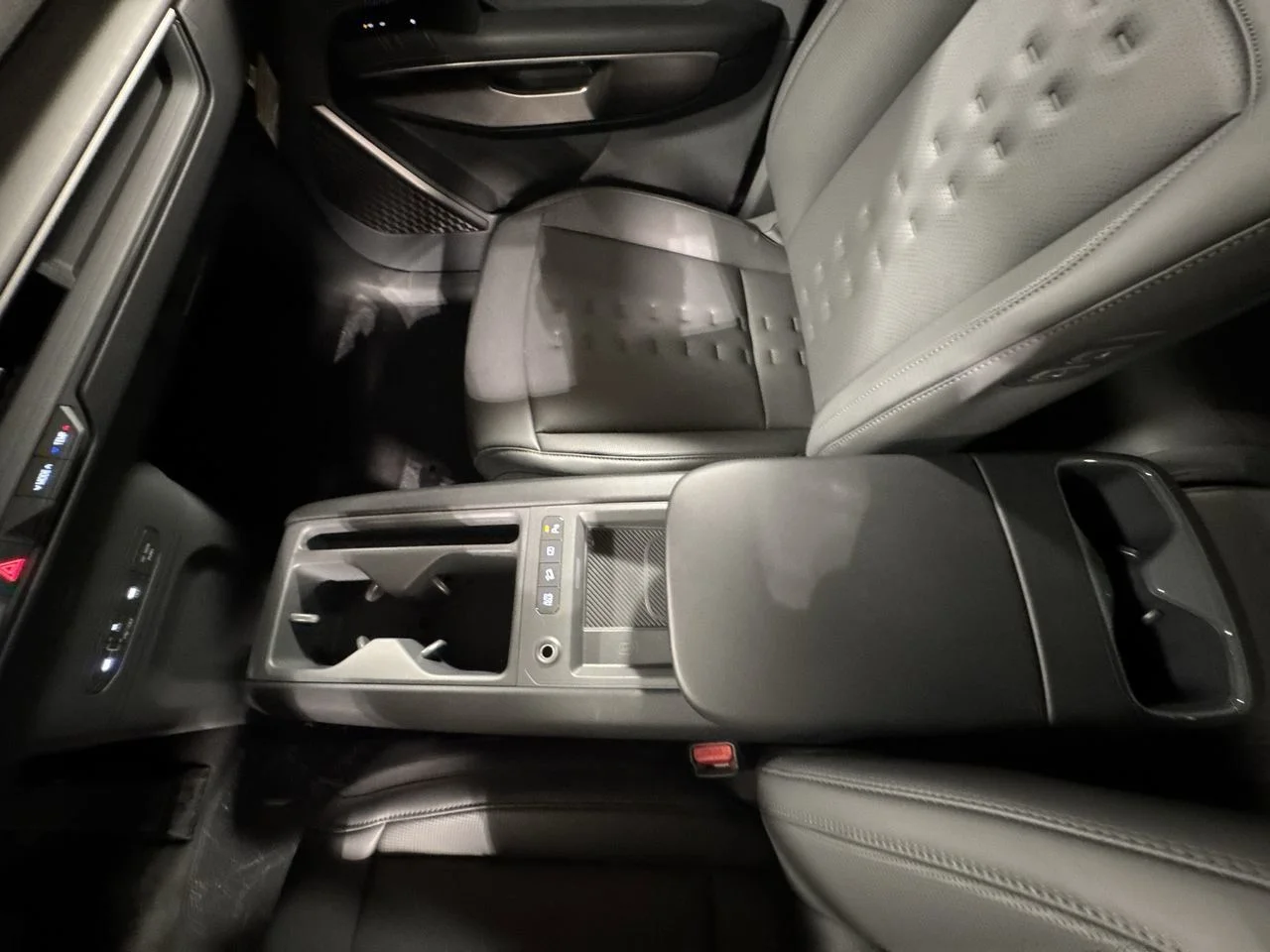 New 2026 Ocean Blue Kia Wind image 22