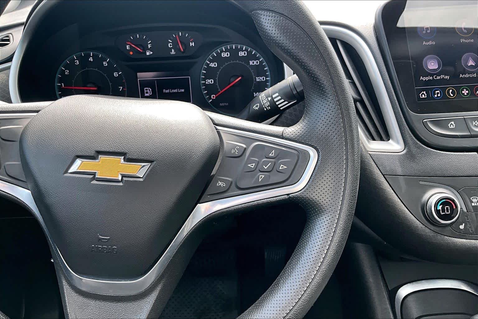 Used 2022 Northsky Blue Metallic Chevrolet LT image 25