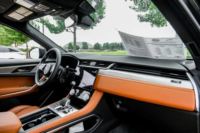 2026 Jaguar F-Pace R-Dynamic S - Photo 16