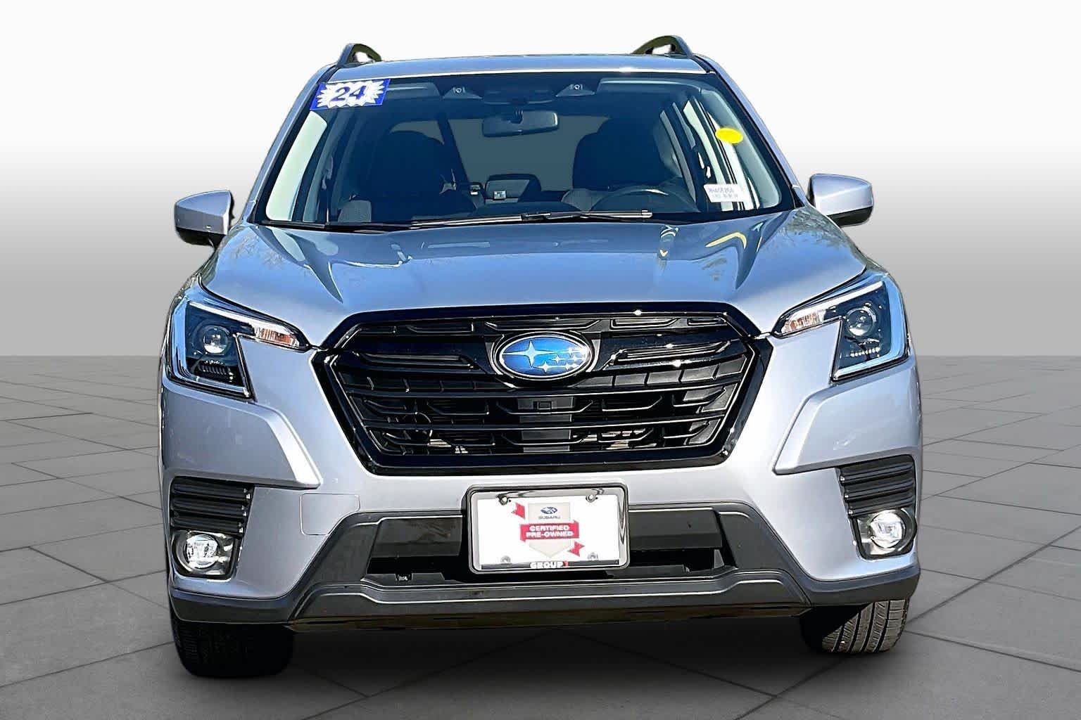 Used 2024 Ice Silver Metallic Subaru Premium image 4