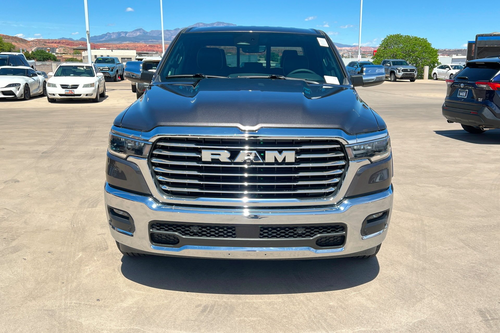 New 2026 Granite Crystal Metallic Clear-Coat Exterior Paint RAM Laramie image 9