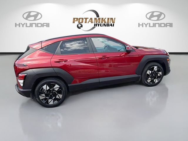 Used 2024 Red Hyundai SEL image 4