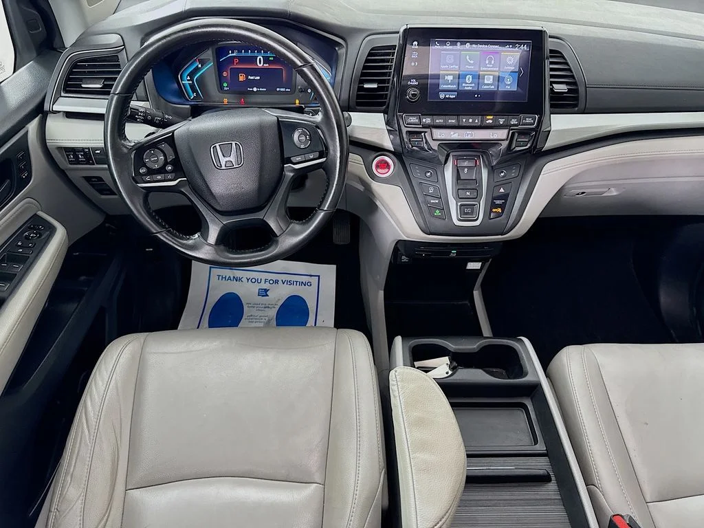 Certified Used 2018 Gray Honda Touring image 30
