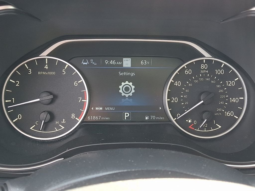 Used 2023 Black Nissan Platinum image 22