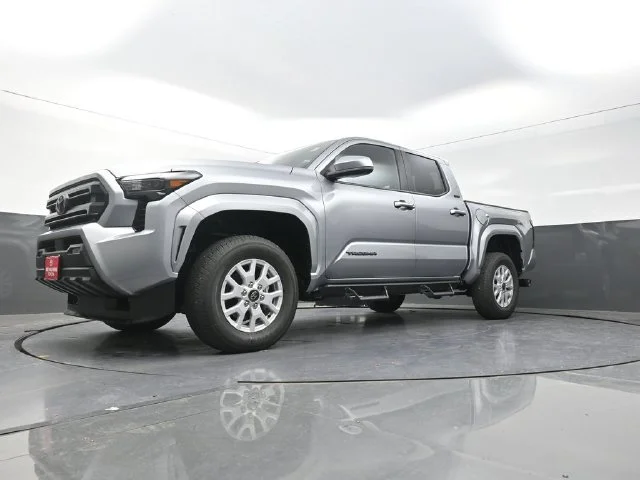 Used 2026 Silver Toyota SR5 image 33