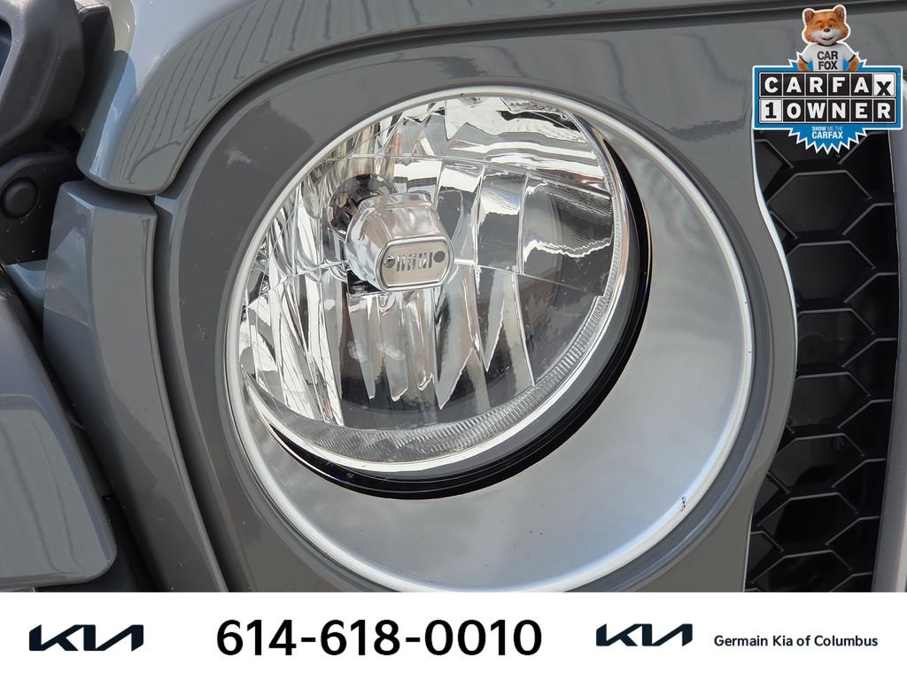 Used 2022 Gray Jeep Overland image 14