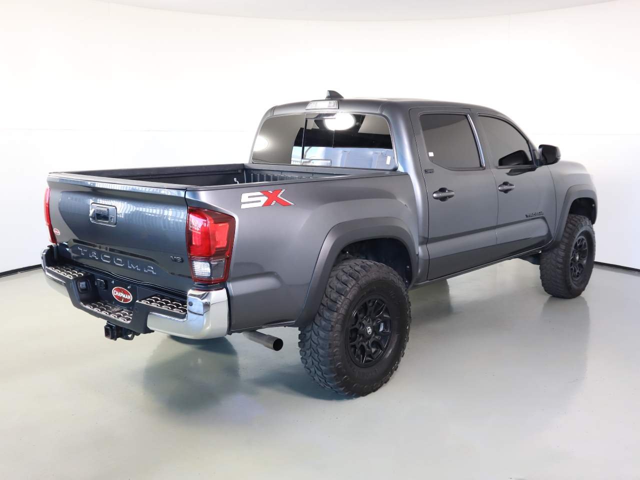 Used 2023 Magnetic Gray Metallic Toyota SR5 V6 Crew Cab image 4