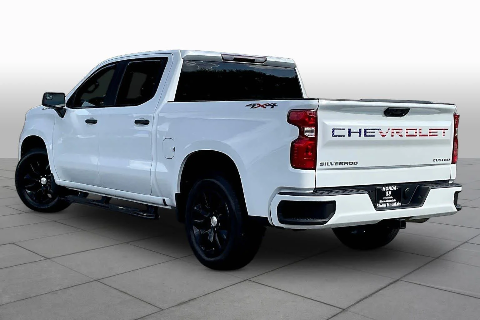 Used 2024 Summit White Chevrolet Custom image 23
