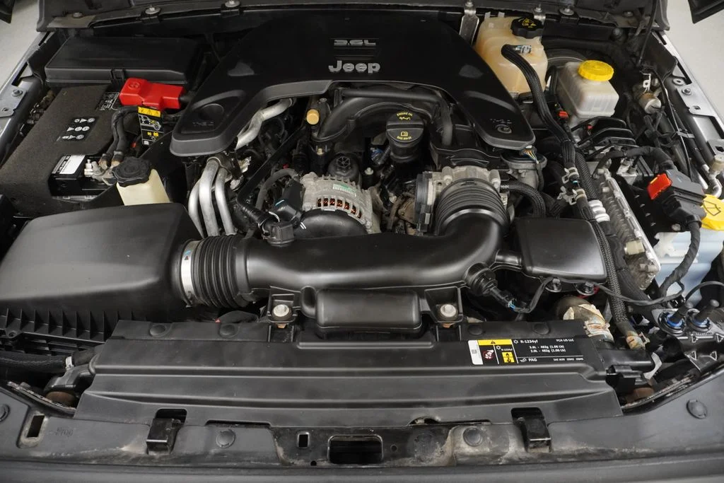 Used 2019 Gray Jeep Sport S image 50