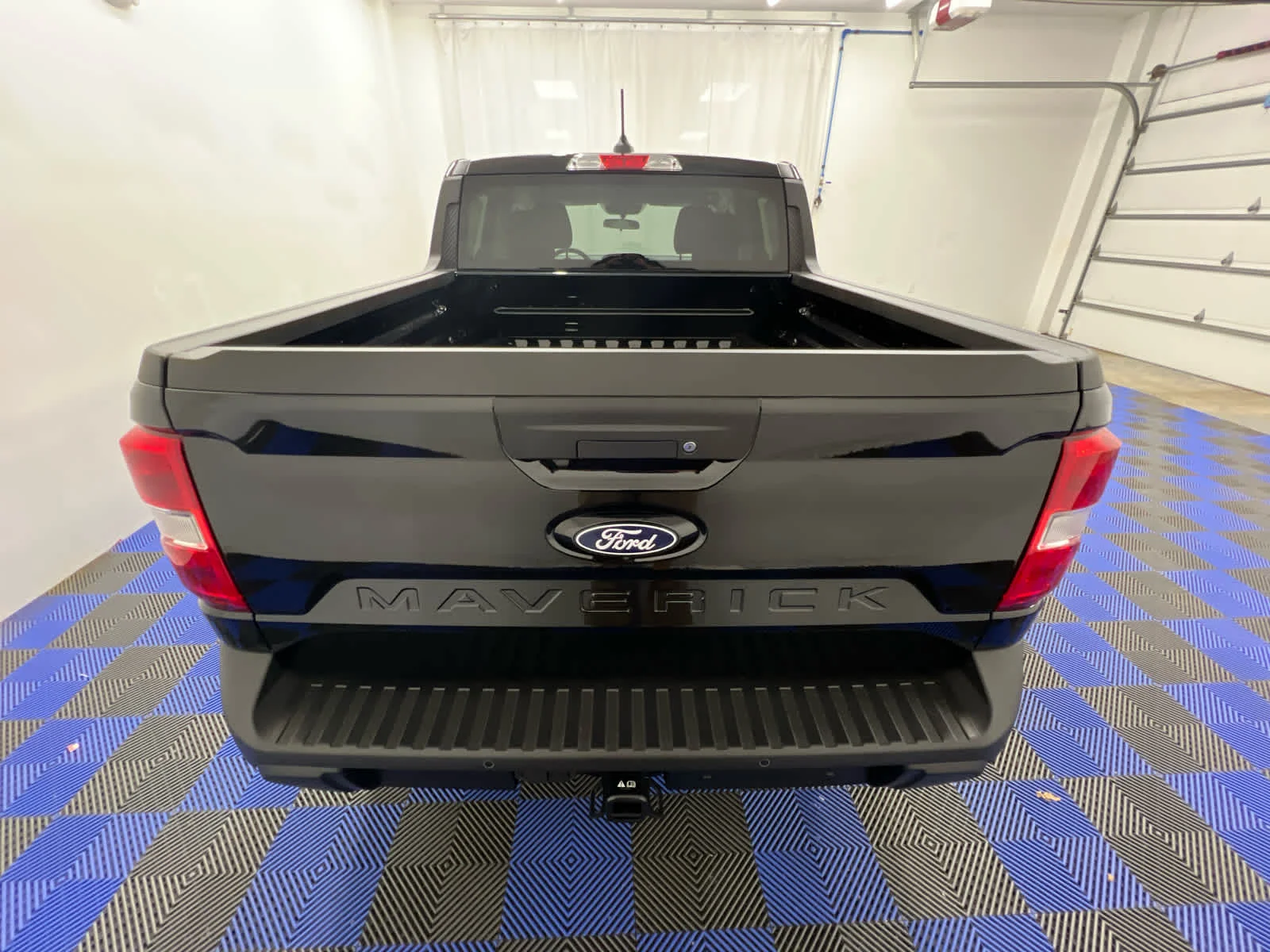 New 2026 Shadow Black Ford XL AWD Supercrew image 5