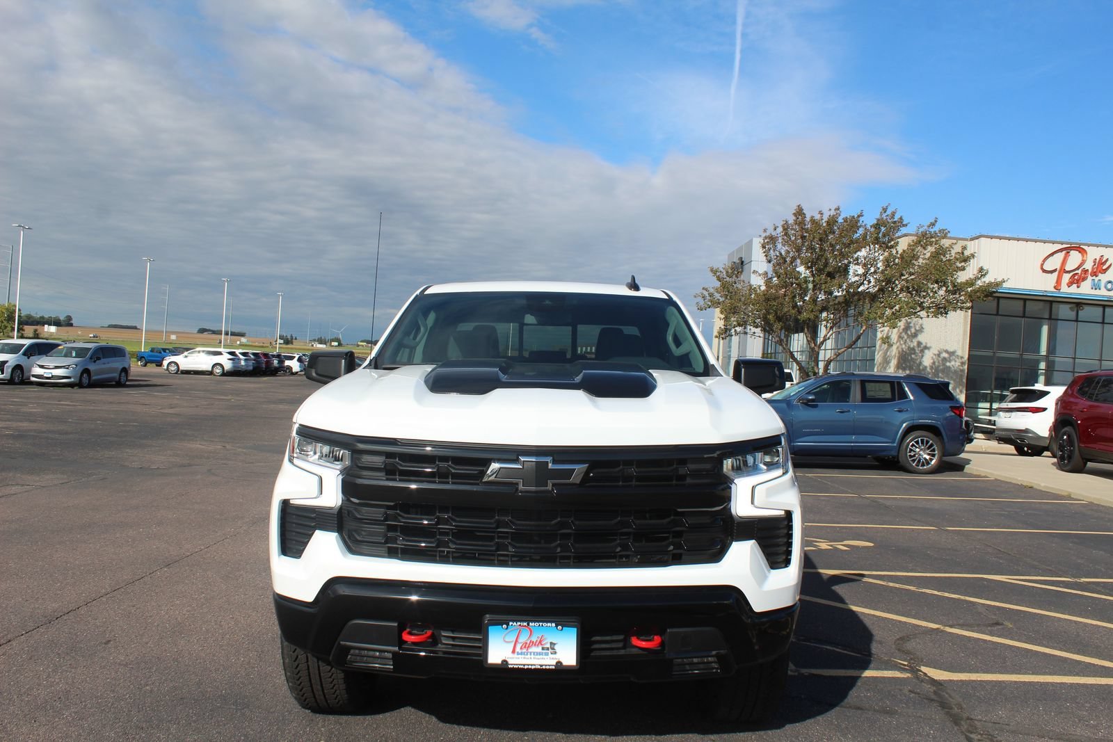 New 2026 Summit White Chevrolet LT Trail Boss image 6